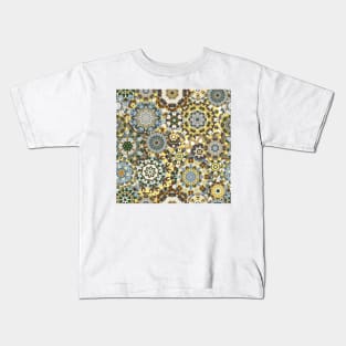 Seamless pattern with floral mandala Kids T-Shirt